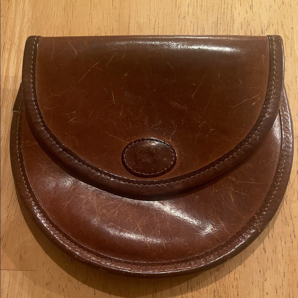 Vintage Roots Genuine Leather Hands-Free Coin Purse